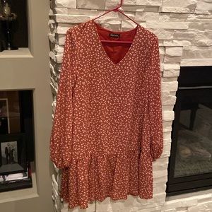 Chic style boho long sleeve full fit dress. small.